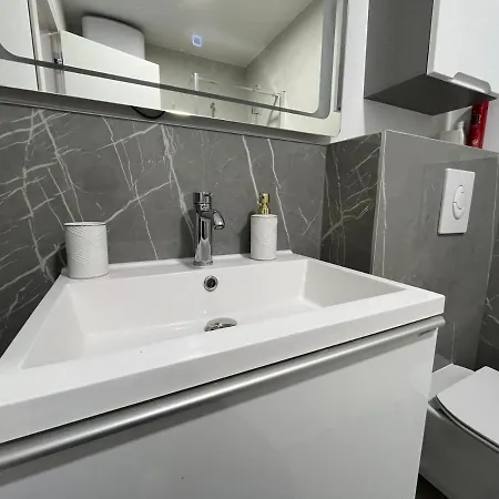 Vitas Apartment
